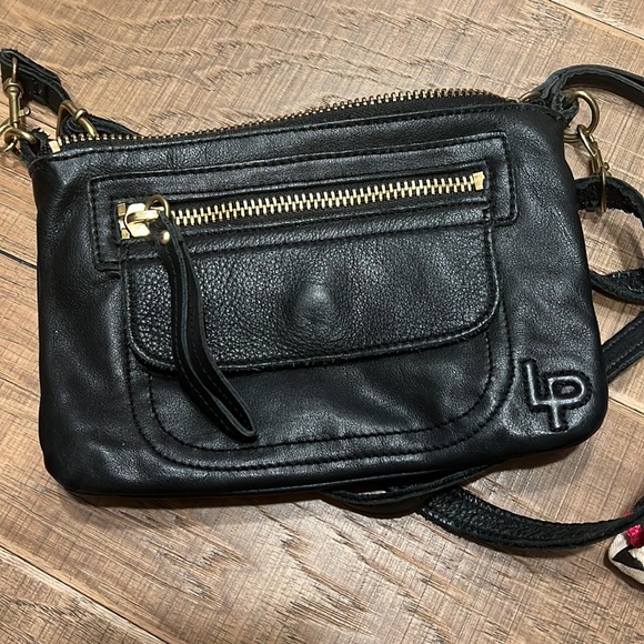 Linea Pelle purse - Picture 3 of 4